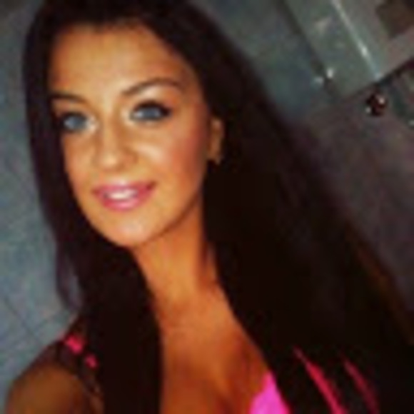 Meet your Posher, Angelika - Picture 1 of 1